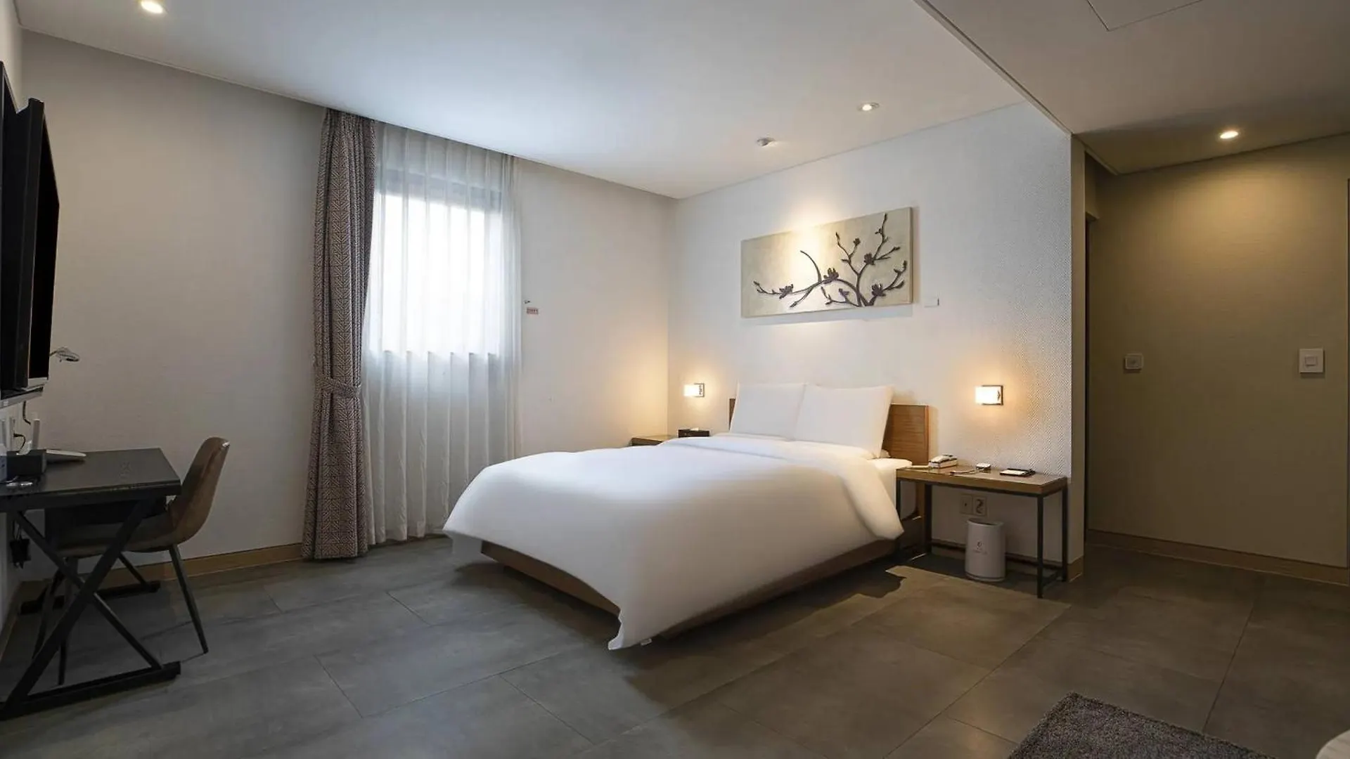 Hotel Circle Yonghyeon Incheon