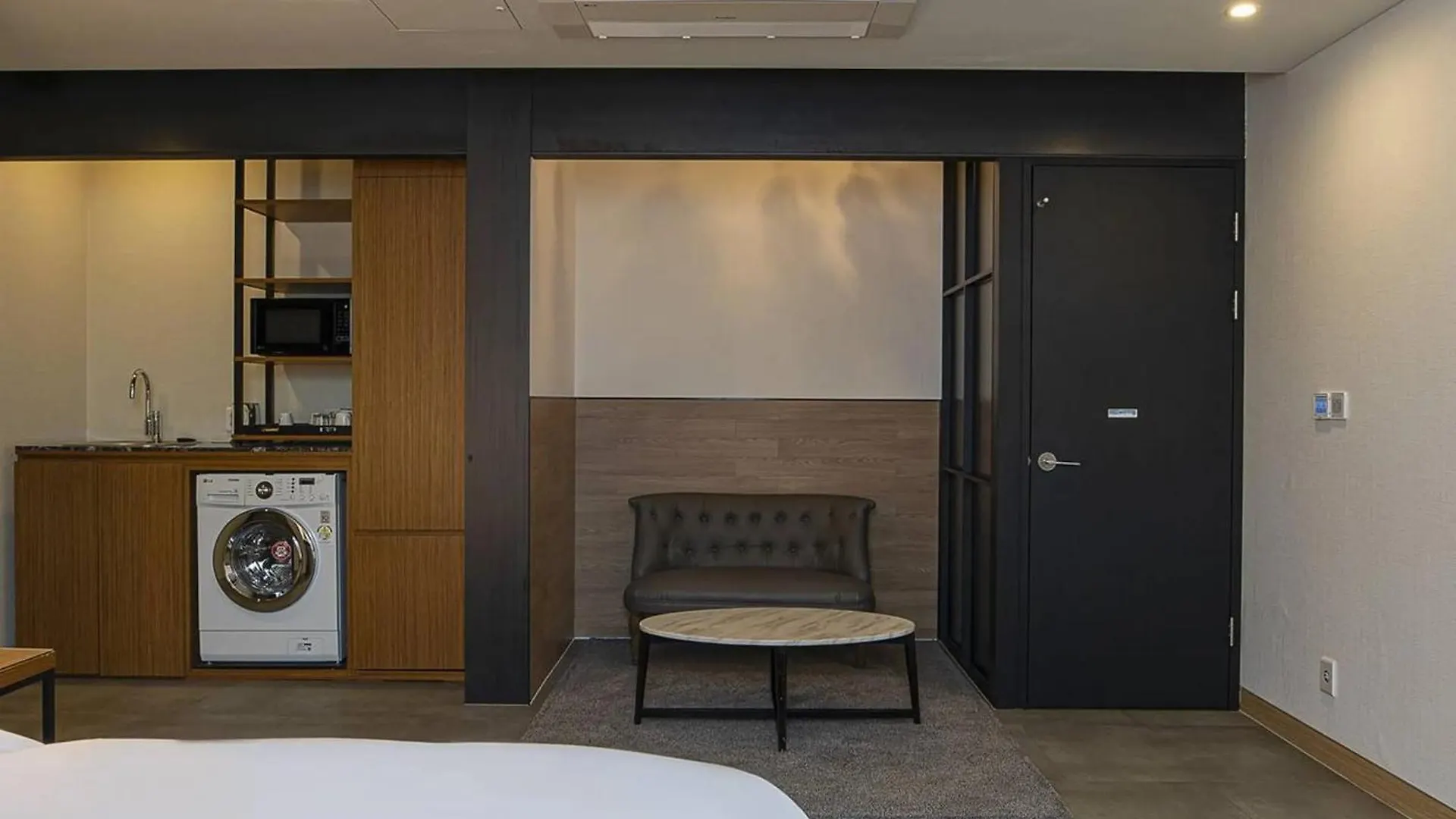 Hotel Circle Yonghyeon インチョン広域市 0*,  韓国